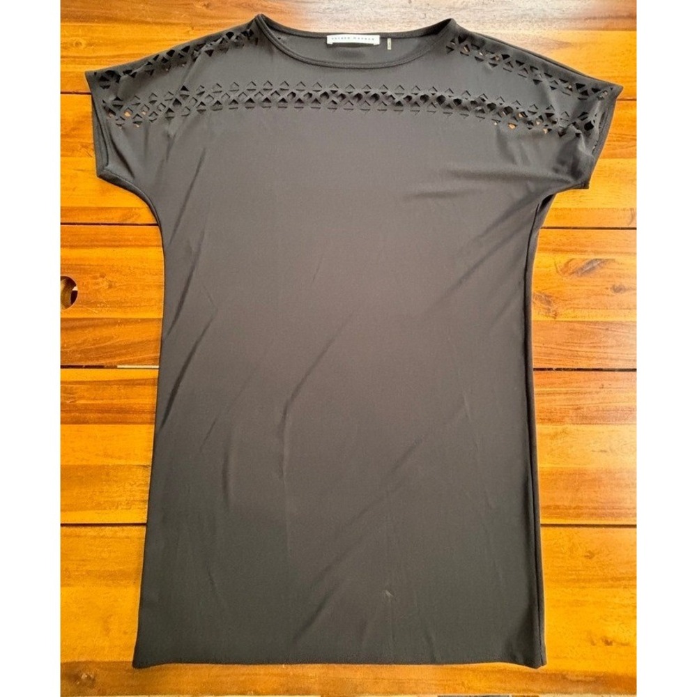Susana Monaco Black Laser Cut Dress Cap Sleeve Stretch‎ Knit Size M